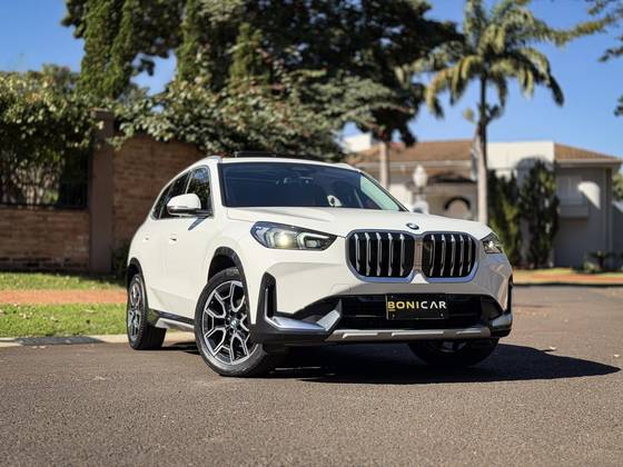 BMW X1 2.0 16V TURBO GASOLINA SDRIVE20I X-LINE STEPTRONIC BMW X1 2.0 16V TURBO GASOLINA SDRIVE20I X-LINE STEPTRONIC